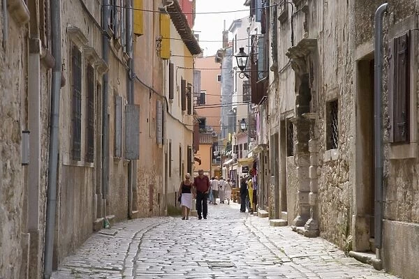 Typical cobbled street in the old town, Rovinj (Rovigno), Istria, Croatia, Europe