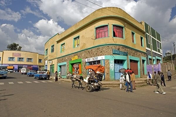 Typical street scene in Gonder, Gonder, Gonder region, Ethiopia, Africa