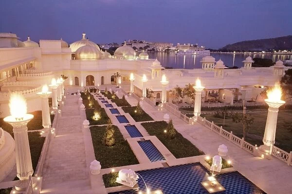 Udai Vilas Oberoi resort hotel