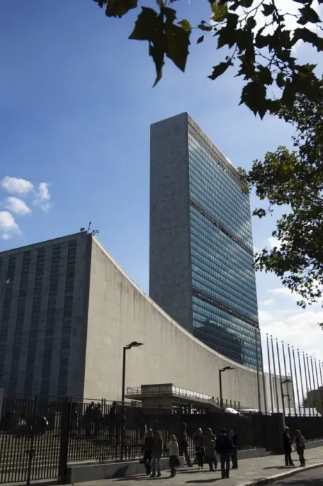 Framed Print : The United Nations Building Framed Print : The United Nations Building