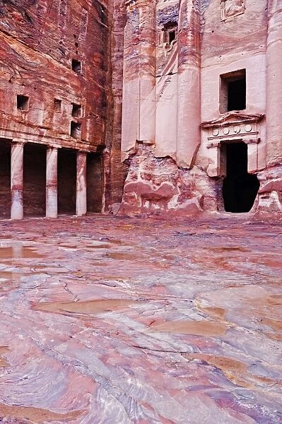 The Urn Tomb, Petra, UNESCO World Heritage Site, Jordan, Middle East