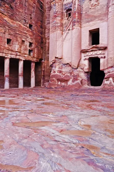 Framed Print : The Urn Tomb, Petra, UNESCO World Heritage Site, Jordan, Middle East Framed Print : The Urn Tomb, Petra, UNESCO World Heritage Site, Jordan, Middle East