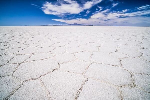 Uyuni Salt Flats patterns landscape (Salar de Uyuni), Uyuni, Bolivia, South America