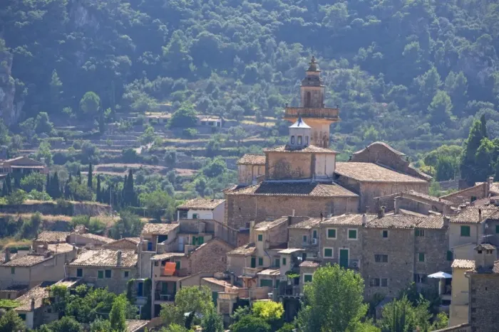 Framed Print : Valldemossa, Majorca, Balearic Islands, Spain, Europe Framed Print : Valldemossa, Majorca, Balearic Islands, Spain, Europe
