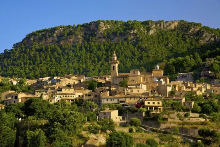 Framed Print : Valldemossa, Mallorca, Spain, Europe Framed Print : Valldemossa, Mallorca, Spain, Europe