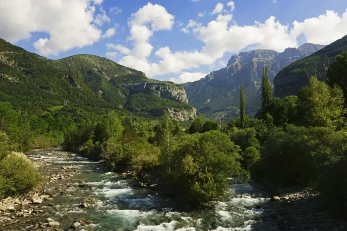 Framed Print : Valle de Broto, Parque Nacional de Ordesa, Central Pyrenees, Aragon, Spain, Europe