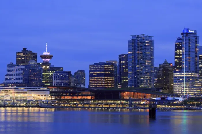 Framed Print : Vancouver skyline, British Columbia, Canada, North America Framed Print : Vancouver skyline, British Columbia, Canada, North America