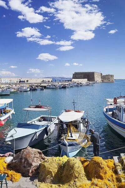 Venetian harbour, Venetian Fortress, Iraklion (Heraklio) (Iraklio), Crete, Greek Islands, Greece, Europe
