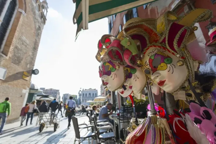 Framed Print : Venetian masks at Campo Santo Stefano, Venice, UNESCO World Heritage Site, Veneto Framed Print : Venetian masks at Campo Santo Stefano, Venice, UNESCO World Heritage Site, Veneto