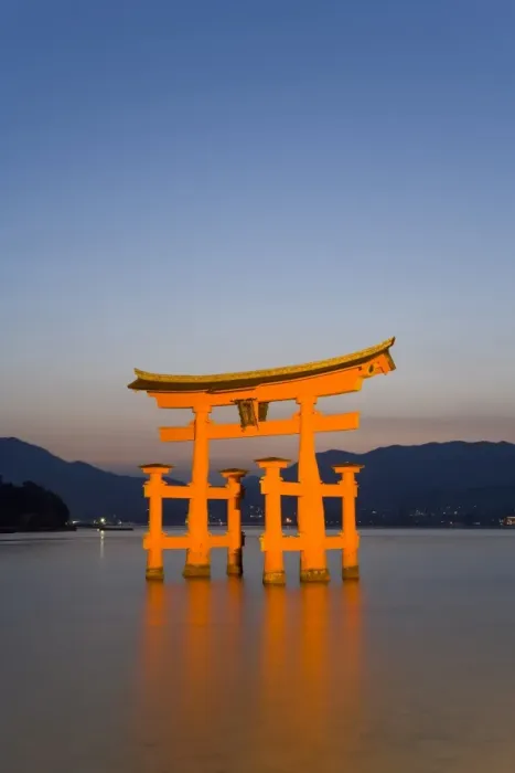 Framed Print : The vermillion coloured floating torii gate Framed Print : The vermillion coloured floating torii gate