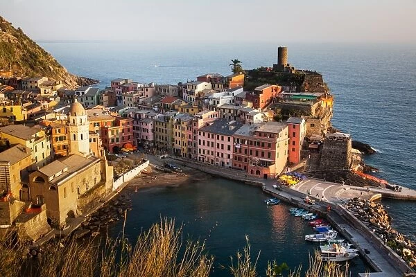Vernazza in sunset light, Cinque Terre National Park, UNESCO World Heritage Site