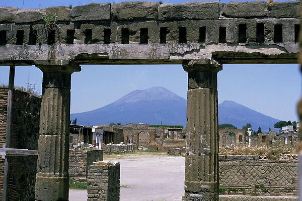 Versuvius Volcano seen from Pompeii