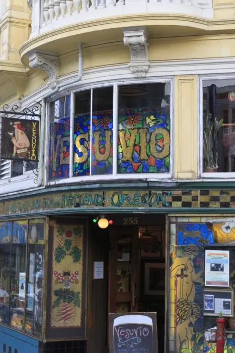 Framed Print : Vesuvio Cafe on Columbus Avenue, San Francisco, California, United States of America, North America Framed Print : Vesuvio Cafe on Columbus Avenue, San Francisco, California, United States of America, North America