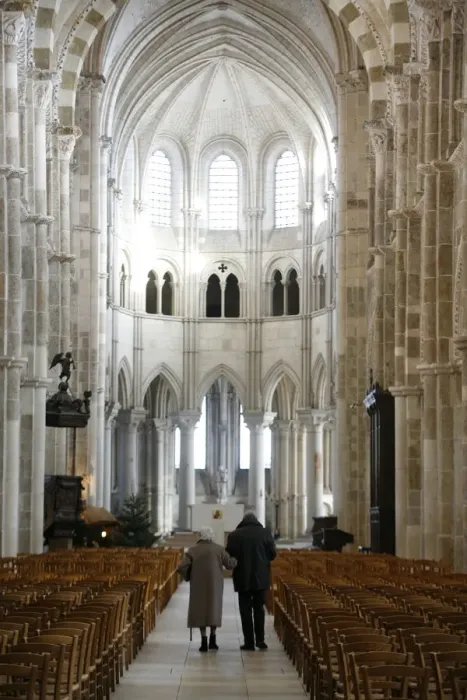 Framed Print : Vezelay Basilica, UNESCO World Heritage Site, Vezelay, Yonne, Burgundy, France, Europe Framed Print : Vezelay Basilica, UNESCO World Heritage Site, Vezelay, Yonne, Burgundy, France, Europe