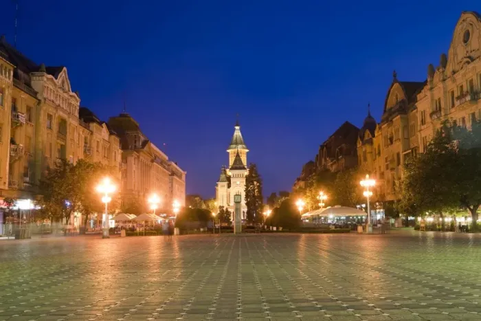 Framed Print : Victorei Square, Timisoara, Romania, Europe Framed Print : Victorei Square, Timisoara, Romania, Europe