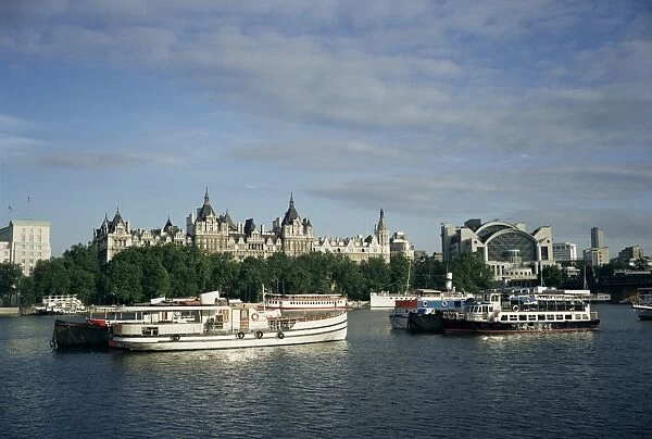 Victoria Embankment and the River Thames, London, England, United Kingdom, Europe
