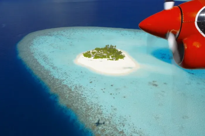 Framed Print : View from aeroplane of Male Atoll, Maldives, Indian Ocean, Asia Framed Print : View from aeroplane of Male Atoll, Maldives, Indian Ocean, Asia