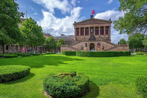 View of Alte Nationalgalerie and Kolonnadenhof, UNESCO World Heritage Site, Museum Island, Mitte, Berlin, Germany, Europe