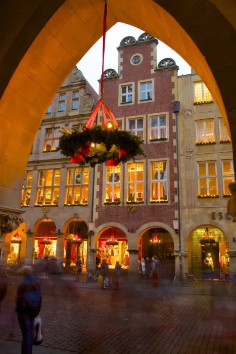 Framed Print : View through arches on Prinzipalmarkt, Munster, North Rhine-Westphalia, Germany, Europe Framed Print : View through arches on Prinzipalmarkt, Munster, North Rhine-Westphalia, Germany, Europe