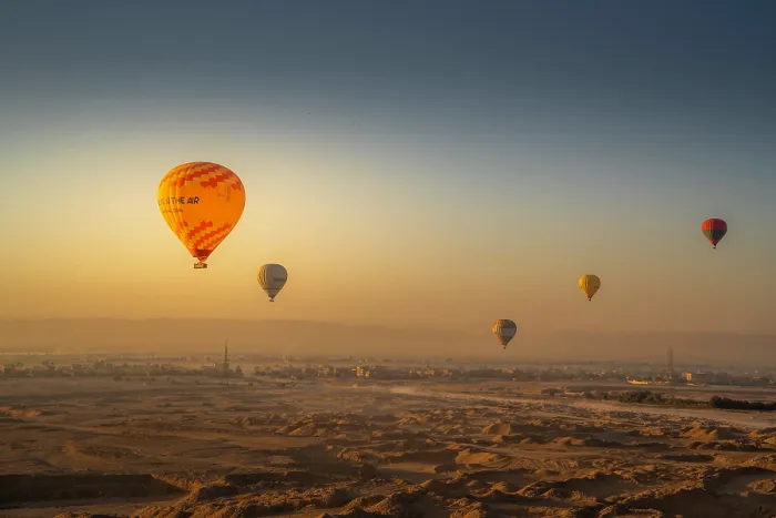 Framed Print : View of other balloons from hot air balloon over Luxor at sunrise, Luxor, Egypt, Africa Framed Print : View of other balloons from hot air balloon over Luxor at sunrise, Luxor, Egypt, Africa