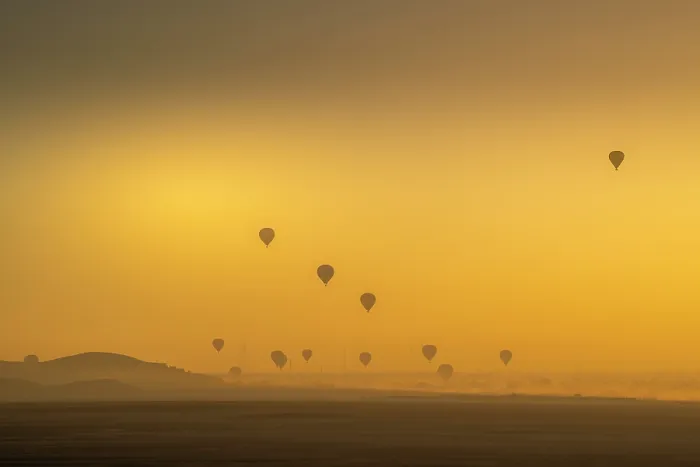 Framed Print : View of other balloons from hot air balloon over Luxor at sunrise, Luxor, Egypt, Africa Framed Print : View of other balloons from hot air balloon over Luxor at sunrise, Luxor, Egypt, Africa