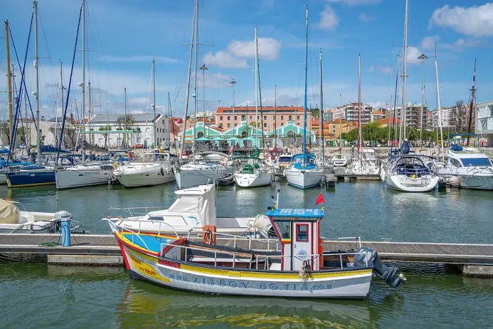 Framed Print : View of boats in Bom Sucesso Marina on a sunny day, Lisbon, Portugal, Europe Framed Print : View of boats in Bom Sucesso Marina on a sunny day, Lisbon, Portugal, Europe