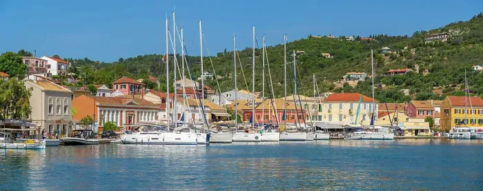 Framed Print : View of boats and colourful buildings in the harbour in Gaios Town, Paxos, Ionian Sea, Greek Islands, Greece, Europe Framed Print : View of boats and colourful buildings in the harbour in Gaios Town, Paxos, Ionian Sea, Greek Islands, Greece, Europe