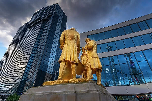 View of the Boulton, Murdoch and Watt statue and contemporary buildings, Birmingham, West Midlands, England, United Kingdom, Europe