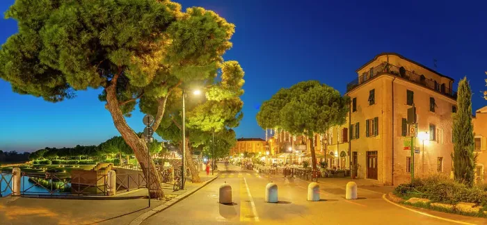 Framed Print : View of cafe in Borgo San Giuliano district in Rimini at dusk, Rimini, Emilia-Romagna, Italy, Europe Framed Print : View of cafe in Borgo San Giuliano district in Rimini at dusk, Rimini, Emilia-Romagna, Italy, Europe