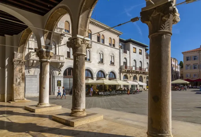 Framed Print : View of cafes from arches of the Town Hall in Forum Square, Pula, Istria County, Croatia Framed Print : View of cafes from arches of the Town Hall in Forum Square, Pula, Istria County, Croatia