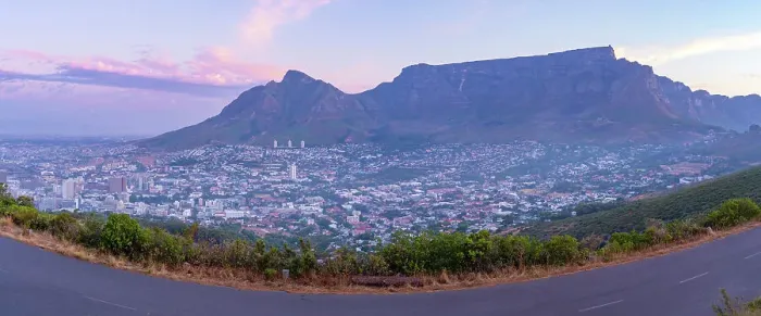 Framed Print : View of Cape Town and Table Mountain from Signal Hill at dusk, Cape Town, Western Cape, South Africa, Africa Framed Print : View of Cape Town and Table Mountain from Signal Hill at dusk, Cape Town, Western Cape, South Africa, Africa