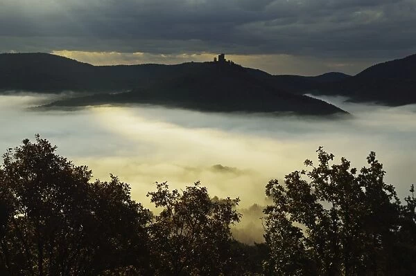 View of Castle Trifels, Palatinate Forest, near Annweiler, Rhineland-Palatinate, Germany, Europe