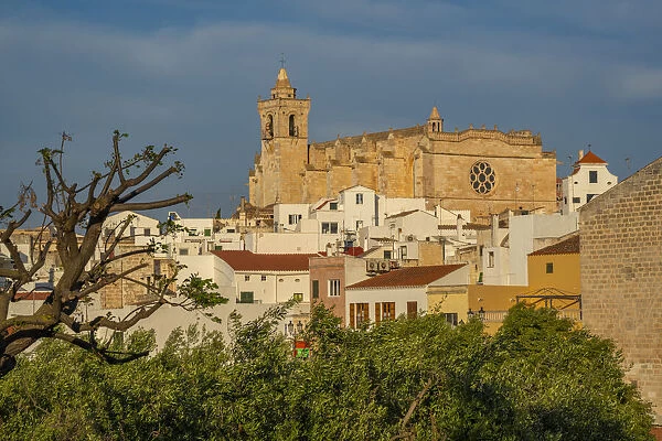 View of Catedral de Santa Maria de Menorca, Ciutadella, Menorca, Balearic Islands, Spain, Mediterranean, Europe