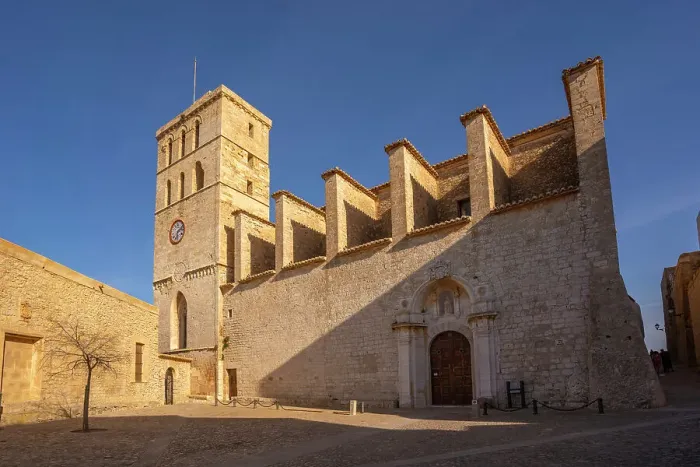Framed Print : View of Cathedral, UNESCO World Heritage Site, Ibiza Town, Eivissa, Balearic Islands, Spain, Mediterranean, Europe Framed Print : View of Cathedral, UNESCO World Heritage Site, Ibiza Town, Eivissa, Balearic Islands, Spain, Mediterranean, Europe