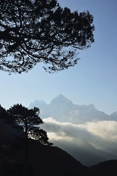 View of Chamunaparo Danda mountain range from Thame, from Sagarmatha National Park, UNESCO World Heritage Site, Solukhumbu District, Sagarmatha, Eastern Region (Purwanchal), Nepal, Himalayas, Asia
