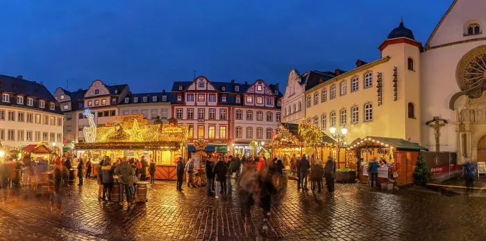 Framed Print : View of Christmas Market in Jesuitenplatz in historic town centre at Christmas, Koblenz, Rhineland-Palatinate, Germany, Europe Framed Print : View of Christmas Market in Jesuitenplatz in historic town centre at Christmas, Koblenz, Rhineland-Palatinate, Germany, Europe