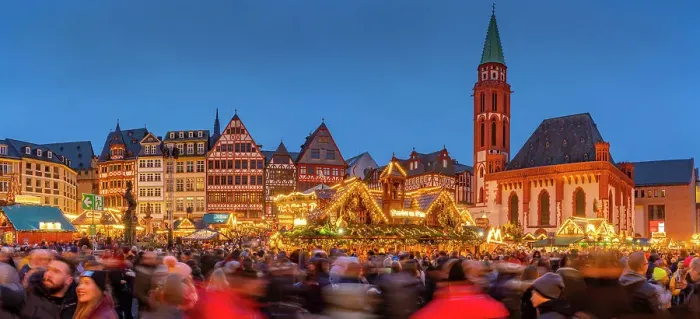Framed Print : View of Christmas Market on Roemerberg Square at dusk, Frankfurt am Main, Hesse, Germany, Europe Framed Print : View of Christmas Market on Roemerberg Square at dusk, Frankfurt am Main, Hesse, Germany, Europe