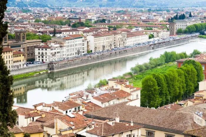 Framed Print : View of city center of Florence and River Arno, Florence (Firenze), UNESCO World Heritage Site, Tuscany, Italy, Europe Framed Print : View of city center of Florence and River Arno, Florence (Firenze), UNESCO World Heritage Site, Tuscany, Italy, Europe