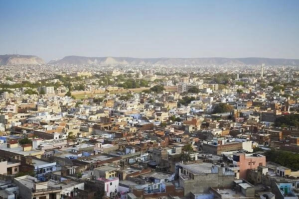 View of the city of Jaipur, Rajasthan, India, Asia