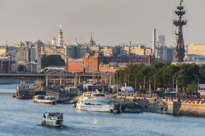 Framed Print : View over city and the Moskva River (Moscow River) at sunset, Moscow, Russia, Europe Framed Print : View over city and the Moskva River (Moscow River) at sunset, Moscow, Russia, Europe
