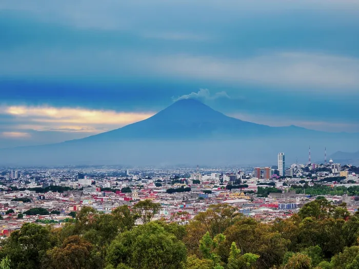 Framed Print : View over the city towards Popocatepetl Volcano, City of Puebla, Puebla State, Mexico Framed Print : View over the city towards Popocatepetl Volcano, City of Puebla, Puebla State, Mexico