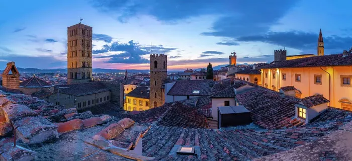 Framed Print : View of city skyline and rooftops from Palazzo della Fraternita dei Laici at dusk, Arezzo, Province of Arezzo, Tuscany, Italy, Europe Framed Print : View of city skyline and rooftops from Palazzo della Fraternita dei Laici at dusk, Arezzo, Province of Arezzo, Tuscany, Italy, Europe
