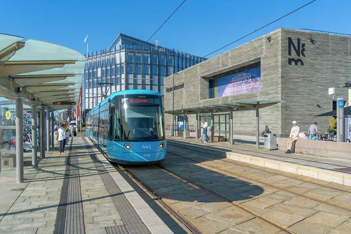 Framed Print : View of city tram and The National Museum, Oslo, Norway, Scandinavia, Europe Framed Print : View of city tram and The National Museum, Oslo, Norway, Scandinavia, Europe