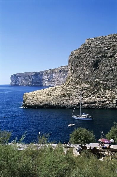 View along cliffs, Xlendi, Gozo, Malta, Mediterranean, Europe