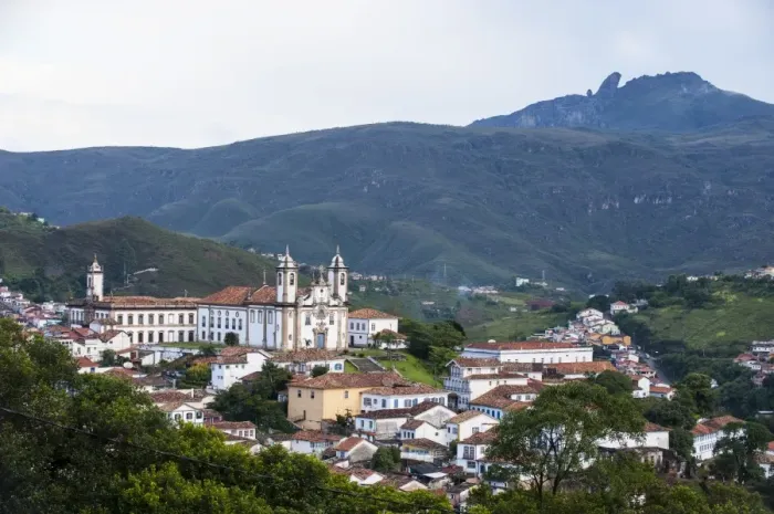Framed Print : View over the colonial town of Ouro Preto, UNESCO World Heritage Site, MInas Gerais, Brazil, South America Framed Print : View over the colonial town of Ouro Preto, UNESCO World Heritage Site, MInas Gerais, Brazil, South America