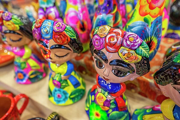 View of colourful pottery souvenirs, Hotel Zone, Cancun, Caribbean Coast, Yucatan Peninsula, Mexico, North America