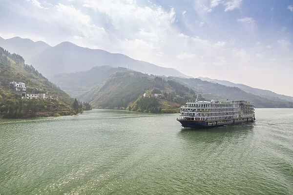 View of cruise ship in the Three Gorges on the Yangtze River
