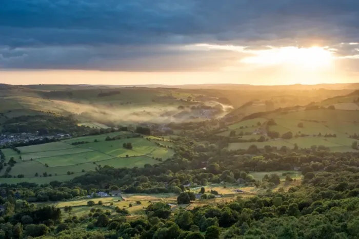 Framed Print : View from Curbar Edge looking towards Calver, evening light, Dark Peak, Peak District National Park Framed Print : View from Curbar Edge looking towards Calver, evening light, Dark Peak, Peak District National Park