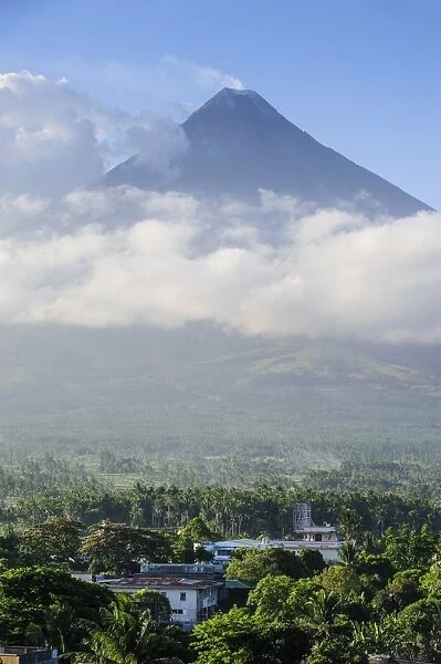 View from the Daraga church over volacano Mount Mayon, Legaspi, Southern Luzon, Philippines