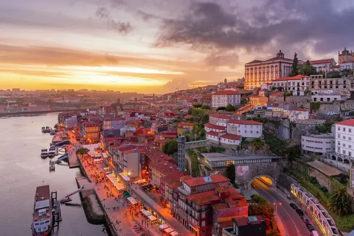 Framed Print : View of Douro River and The Ribeira district from Dom Luis I bridge at sunset, UNESCO World Heritage Site, Porto, Norte, Portugal, Europe Framed Print : View of Douro River and The Ribeira district from Dom Luis I bridge at sunset, UNESCO World Heritage Site, Porto, Norte, Portugal, Europe